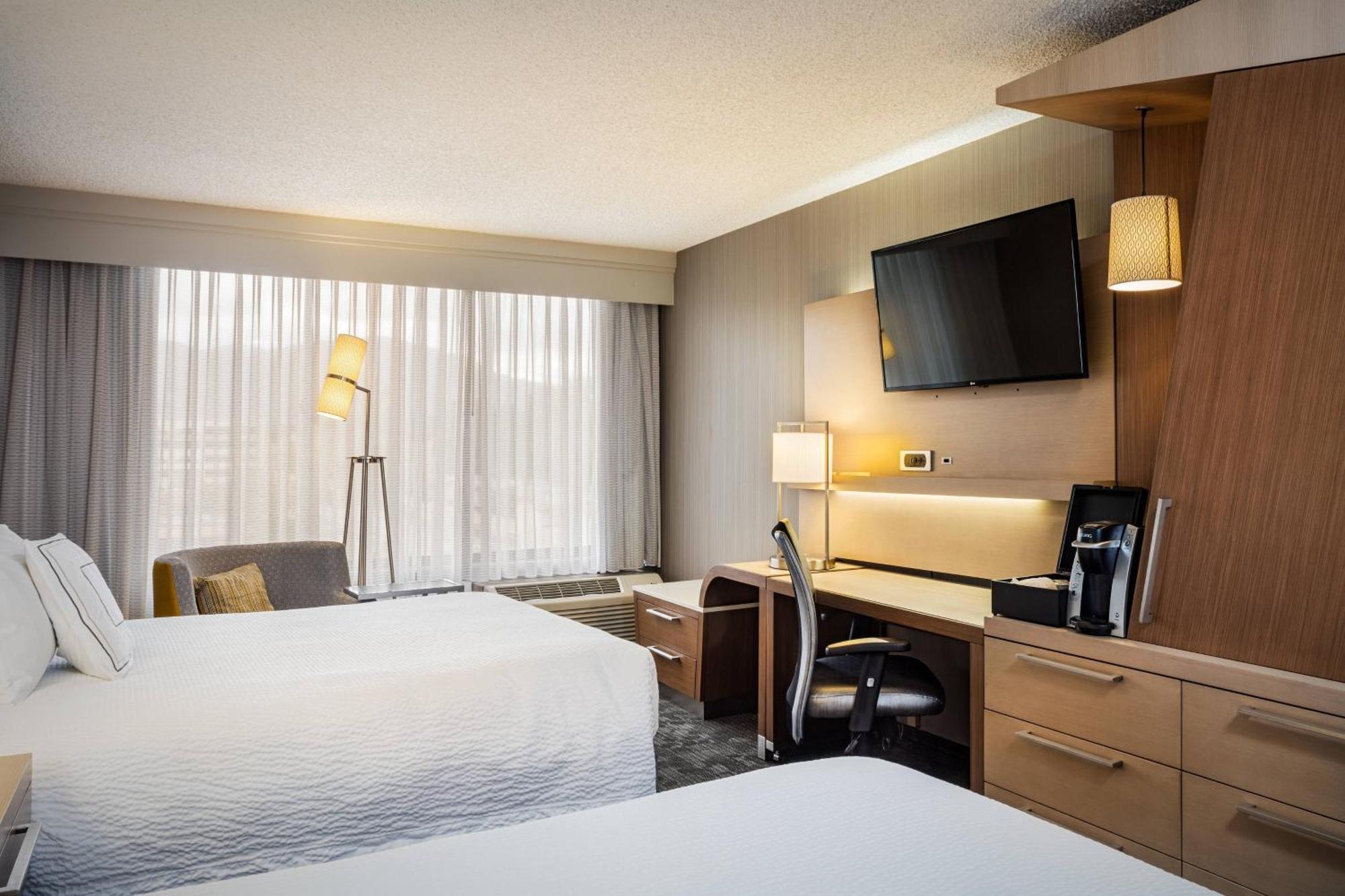 Courtyard By Marriott Riverside Ucr/Moreno Valley Area Exterior foto