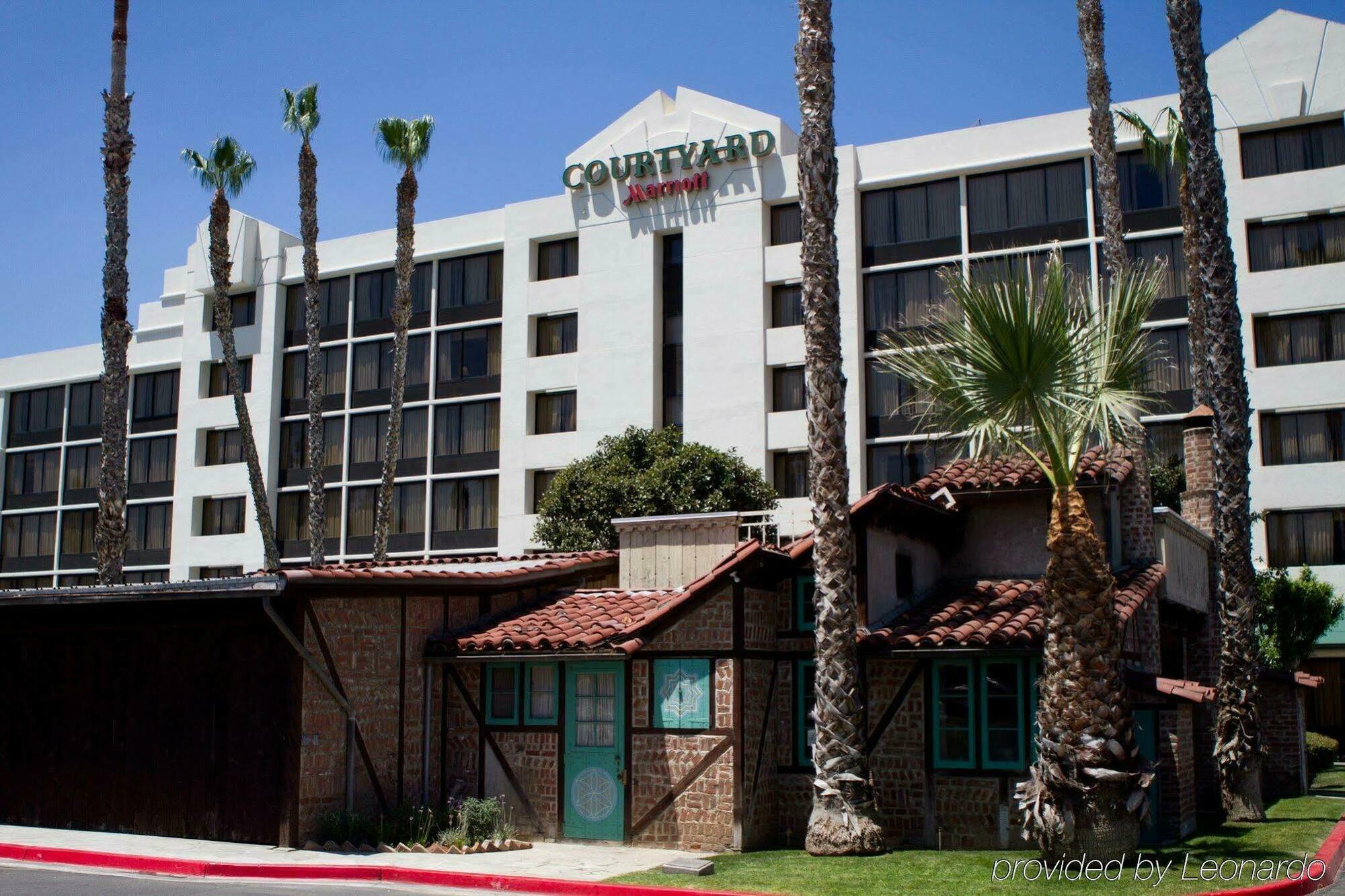 Courtyard By Marriott Riverside Ucr/Moreno Valley Area Exterior foto